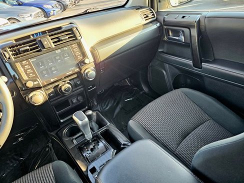 Used 2024 Toyota 4Runner TRD Off-Road image 34