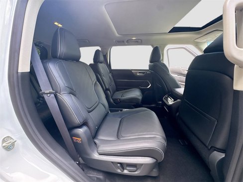 New 2026 INFINITI QX80 Luxe w/ Cargo Package image 31