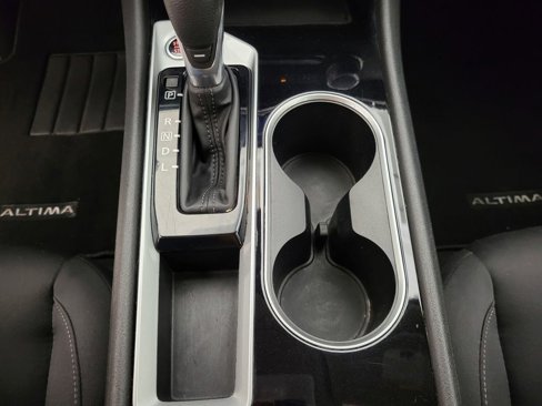Used 2024 Nissan Altima 2.5 SV image 28