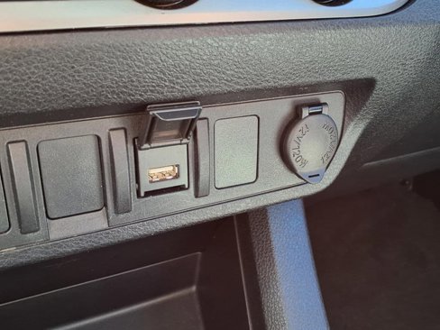 Used 2022 Toyota Tacoma SR image 28