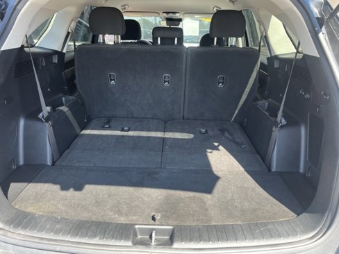 Used 2022 Kia Sorento LX image 29