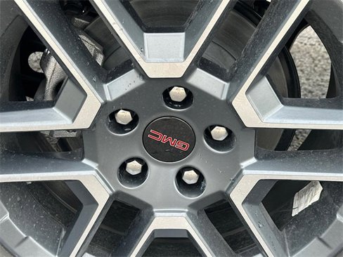 New 2026 GMC Terrain AT4 w/ Convenience Package III image 25