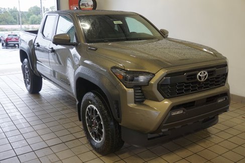 New 2025 Toyota Tacoma TRD Off-Road image 2