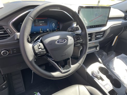 New 2026 Ford Escape SE image 11