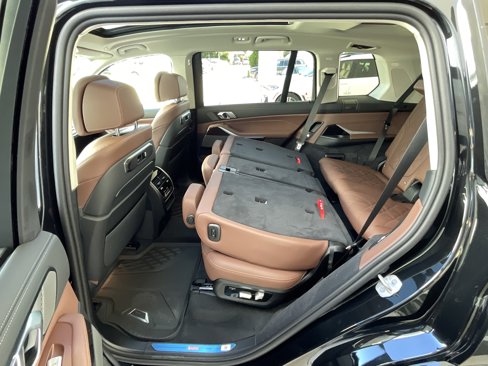 New 2026 BMW X7 xDrive40i image 29