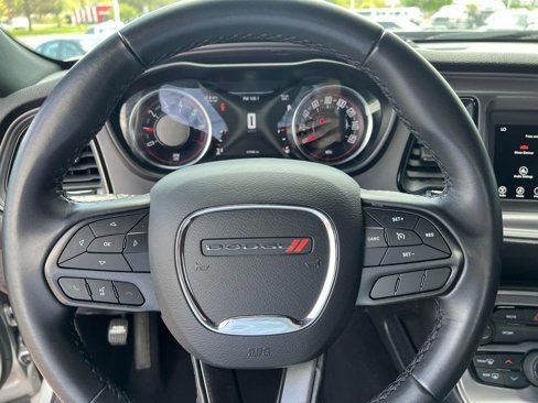Used 2023 Dodge Challenger SXT image 18