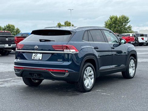Used 2022 Volkswagen Atlas Cross Sport SE w/ Panoramic Sunroof Package image 24