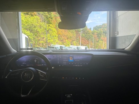 Used 2024 Buick Envision Sport Touring image 33