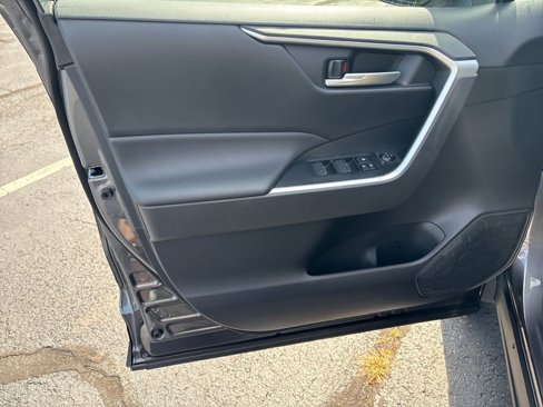 New 2025 Toyota RAV4 XLE image 10