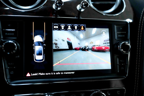 Used 2018 Bentley Bentayga image 58