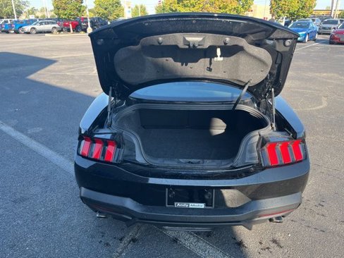 Certified 2024 Ford Mustang Coupe image 10