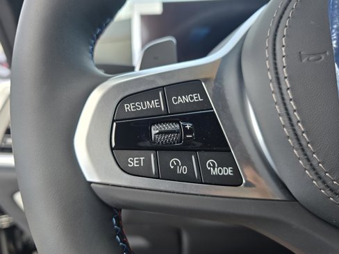 New 2026 BMW X7 M60i w/ Executive Package image 26