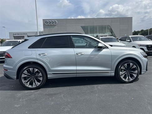 New 2025 Audi Q8 Premium image 9