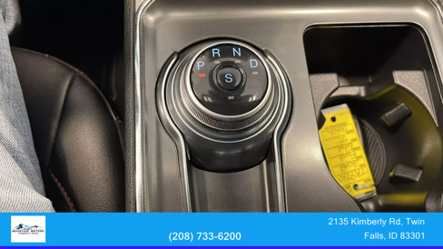 Used 2022 Ford Edge ST-Line w/ Cold Weather Package image 32