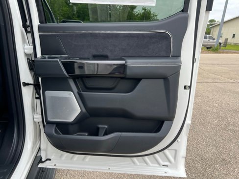 New 2025 Ford F150 Lightning Platinum image 20