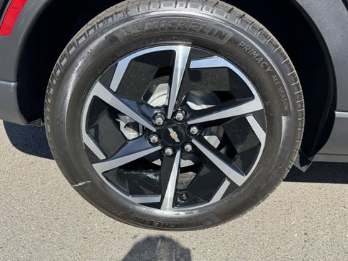 New 2026 Chevrolet Equinox EV LT image 8
