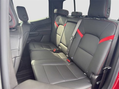 New 2026 Chevrolet Colorado Z71 w/ Technology Package image 13
