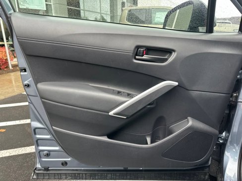 Certified 2025 Toyota Corolla Cross LE image 11