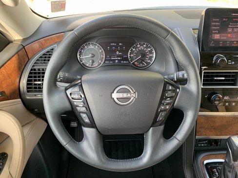 Used 2024 Nissan Armada SL w/ Captain's Chairs Package image 12