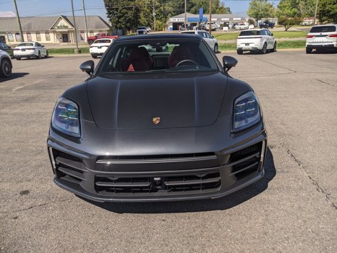 Used 2025 Porsche Panamera 4 image 8