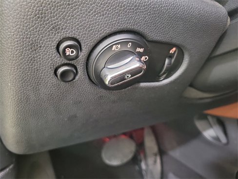 Certified 2023 MINI Cooper S w/ Signature Upholstery Package image 17