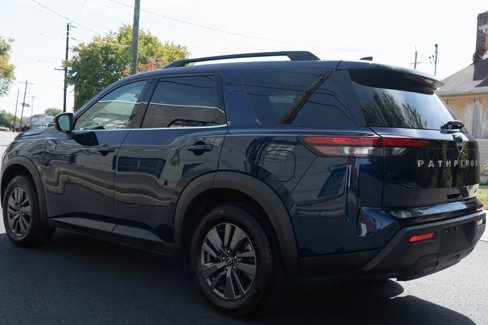 Used 2024 Nissan Pathfinder SV image 5