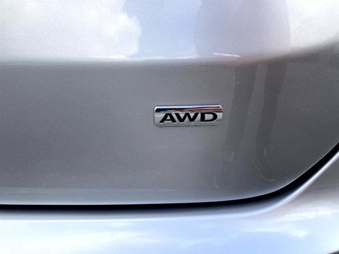 Used 2024 Ford Edge Titanium image 33