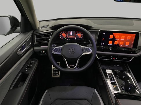 New 2026 Volkswagen Atlas Peak Edition image 14