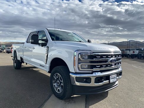 New 2025 Ford F350 Lariat w/ FX4 Off-Road Package image 14
