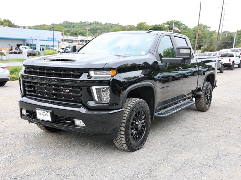 Certified 2021 Chevrolet Silverado 3500 LTZ w/ LTZ Plus Package image 3