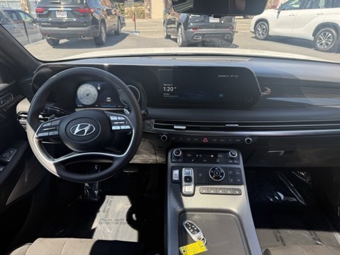 Used 2024 Hyundai Palisade Calligraphy image 15