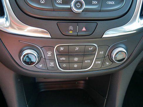 Used 2023 Chevrolet Equinox LT image 21