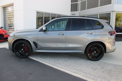 New 2026 BMW X5 xDrive40i w/ M Sport Package image 2