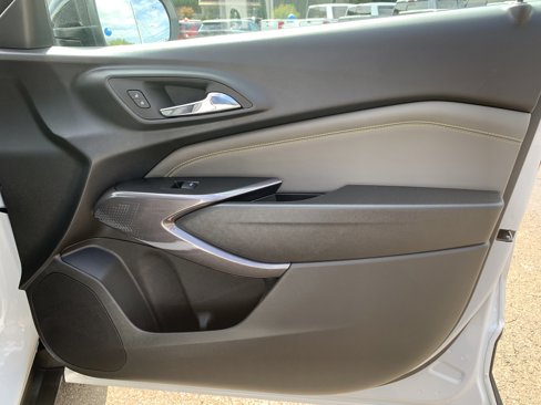 New 2026 Chevrolet Trax ACTIV w/ Driver Confidence Package image 23