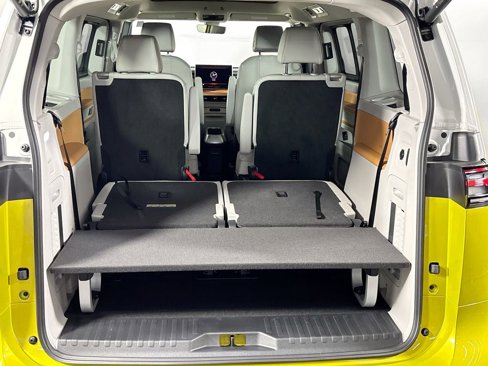 New 2025 Volkswagen ID. Buzz Pro S Plus image 22