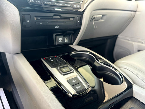 Used 2020 Honda Pilot Touring image 29