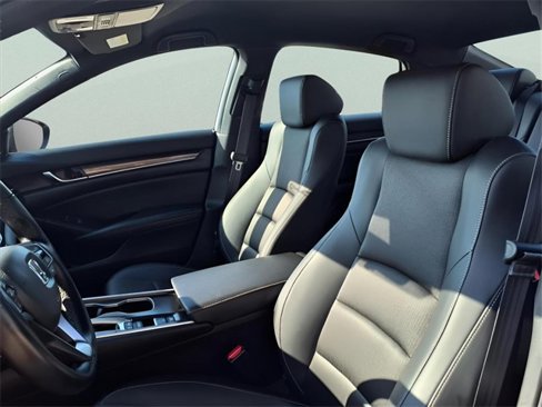 Used 2022 Honda Accord Sport image 12