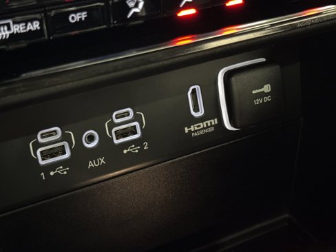 Used 2023 Jeep Grand Cherokee 4WD 4xe image 38