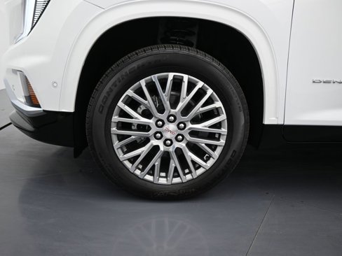 New 2026 GMC Acadia Denali image 8