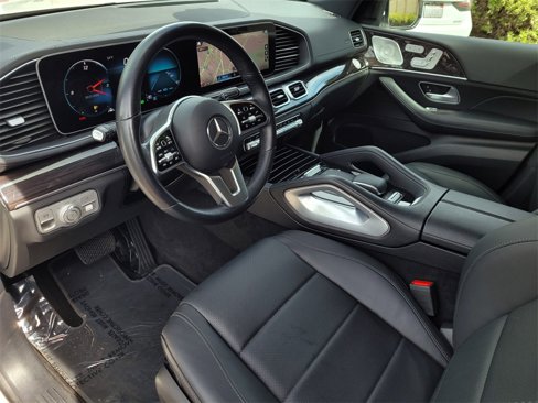 Used 2023 Mercedes-Benz GLS 450 4MATIC image 10