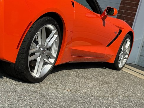 Used 2019 Chevrolet Corvette Stingray Coupe w/ 1LT image 34