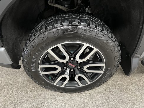 Used 2024 GMC Sierra 1500 AT4 image 19