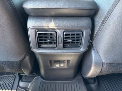 Used 2025 Toyota RAV4 XLE image 26