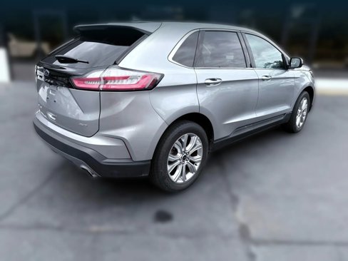 Used 2023 Ford Edge Titanium image 5