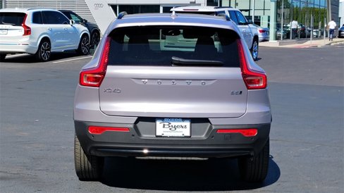 New 2026 Volvo XC40 B5 Plus w/ Climate Package image 32