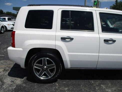 Used 2009 Jeep Patriot Sport image 14