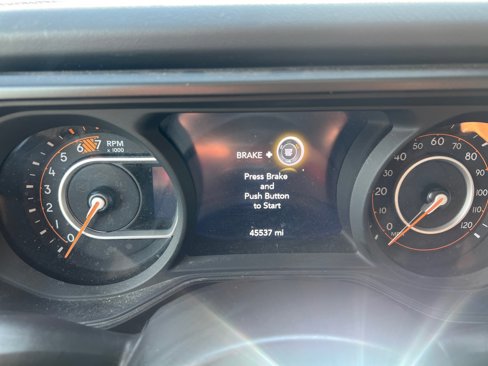 Used 2024 Jeep Wrangler Sahara image 21