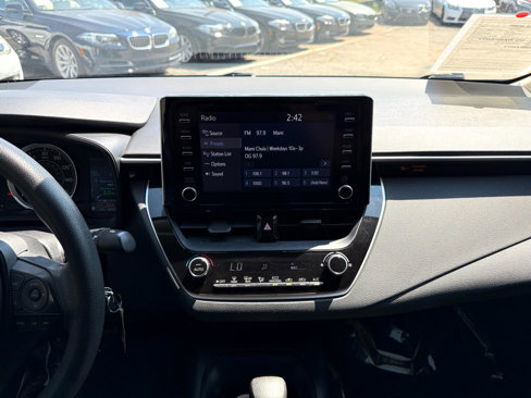Used 2020 Toyota Corolla LE image 15