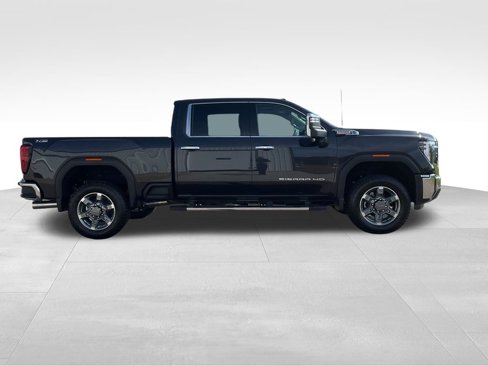 New 2026 GMC Sierra 3500 SLT image 25