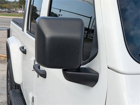 Used 2024 Jeep Gladiator Sport image 11